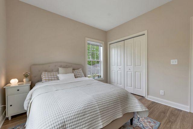 17 Roundabout Way 5, Manchester, NH 03102