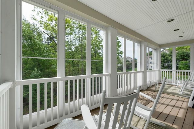 17 Roundabout Way 5, Manchester, NH 03102