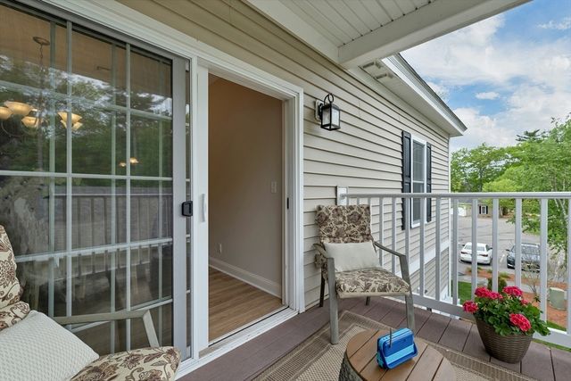 17 Roundabout Way 5, Manchester, NH 03102