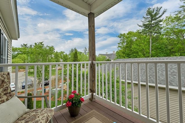 17 Roundabout Way 5, Manchester, NH 03102