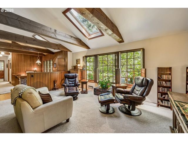1026 TROON Rd, Lake Oswego, OR 97034