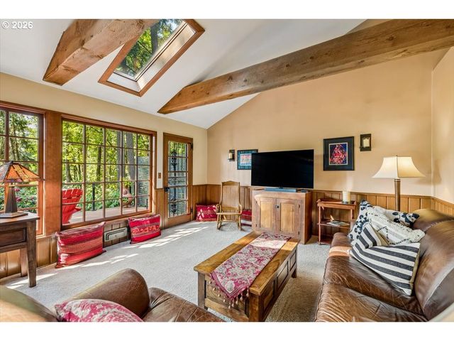1026 TROON Rd, Lake Oswego, OR 97034