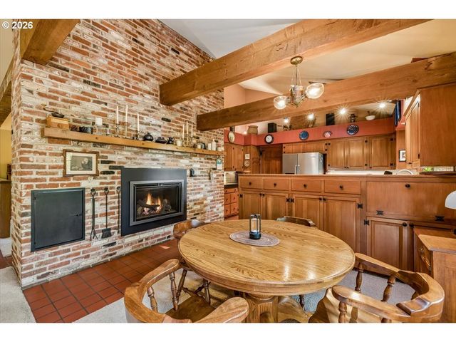 1026 TROON Rd, Lake Oswego, OR 97034