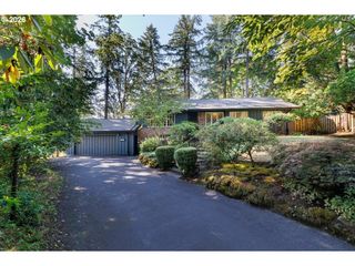 1026 TROON Rd, Lake Oswego, OR 97034