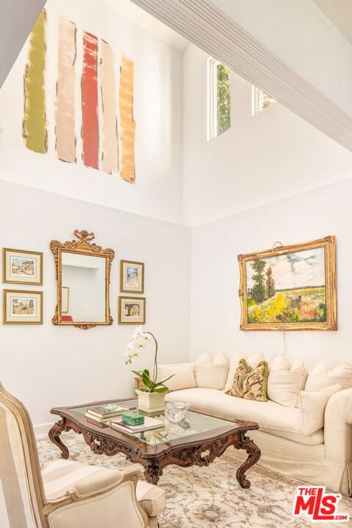 Image 10 of property listing at 1647 N Beverly Glen Boulevard, Los Angeles, CA 90077