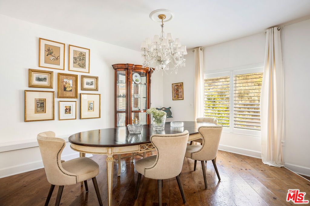 Image 14 of property listing at 1647 N Beverly Glen Boulevard, Los Angeles, CA 90077