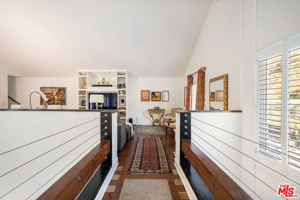 Image 29 of property listing at 1647 N Beverly Glen Boulevard, Los Angeles, CA 90077