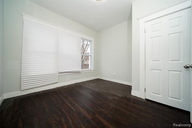 2016 W Grand Street, Detroit, MI 48238