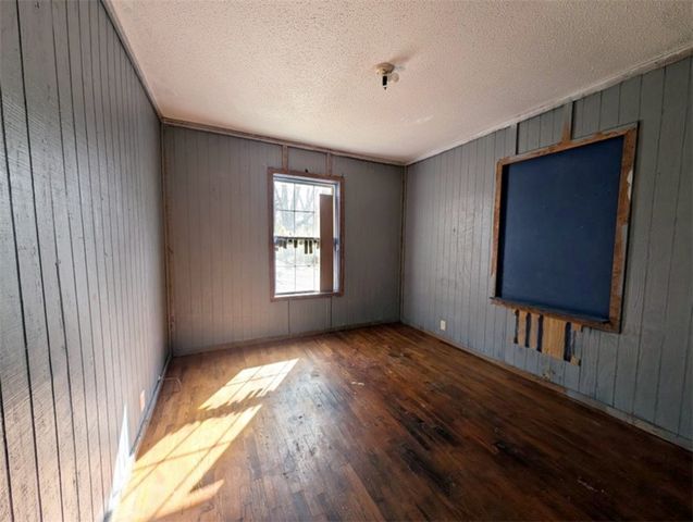 706 S Ash Street, Harrison, AR 72601