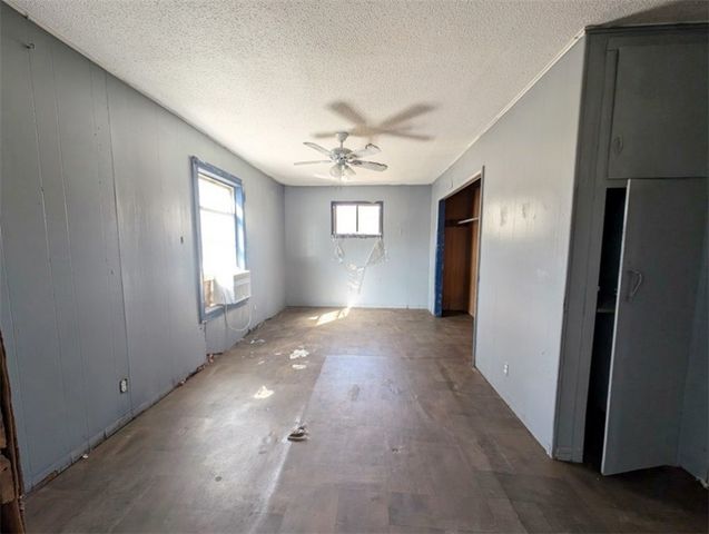 706 S Ash Street, Harrison, AR 72601