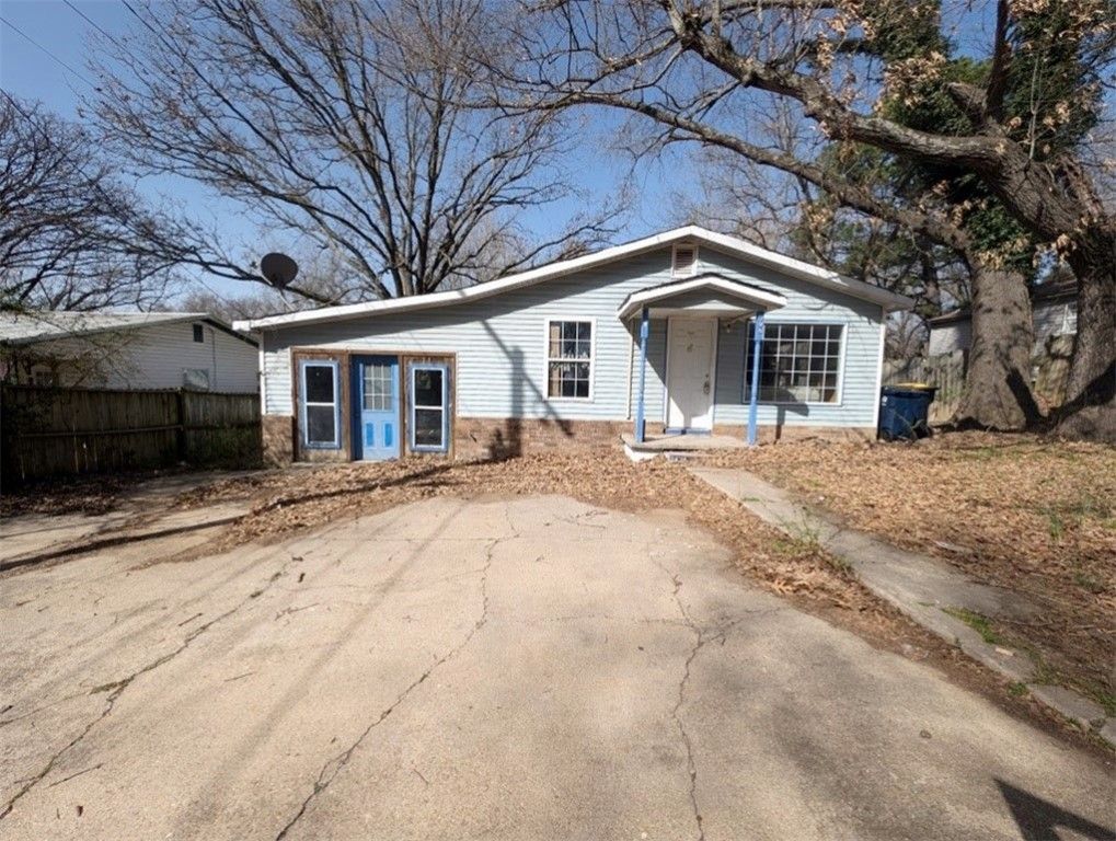 706 S Ash Street, Harrison, AR 72601