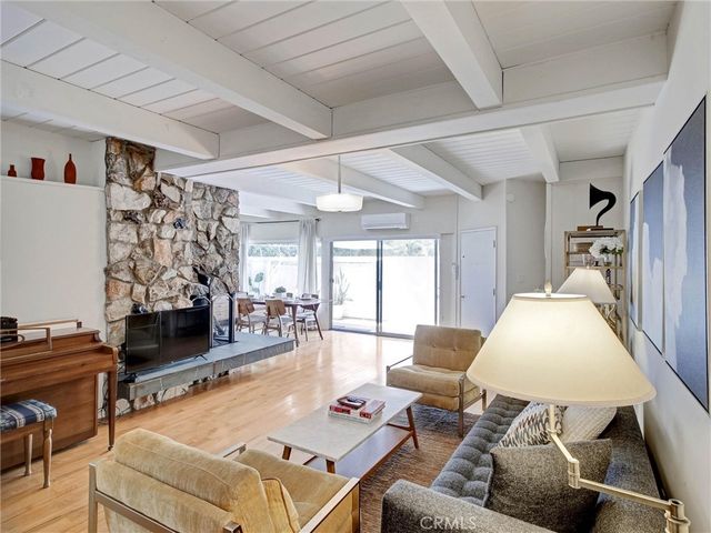 4268 Troost Avenue, Studio City, CA 91604