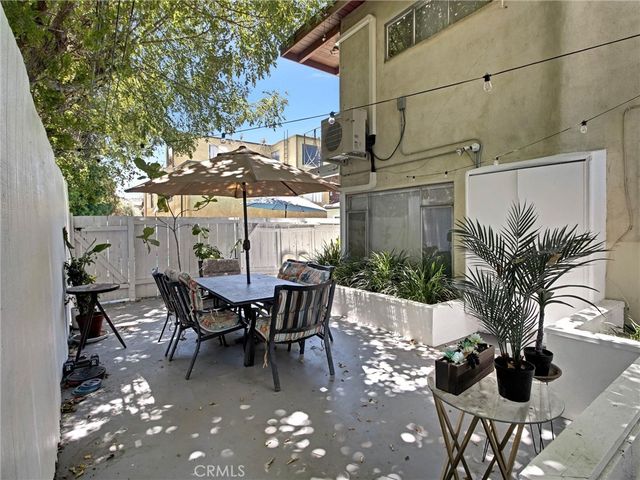 4268 Troost Avenue, Studio City, CA 91604