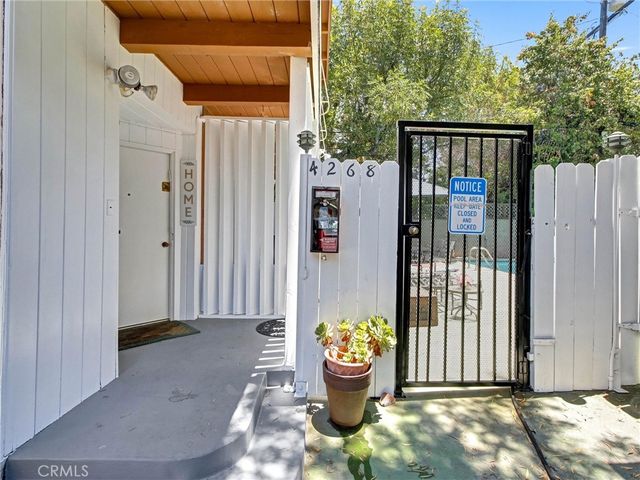 4268 Troost Avenue, Studio City, CA 91604