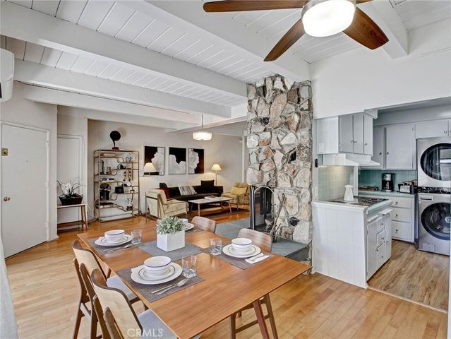 4268 Troost Avenue, Studio City, CA 91604