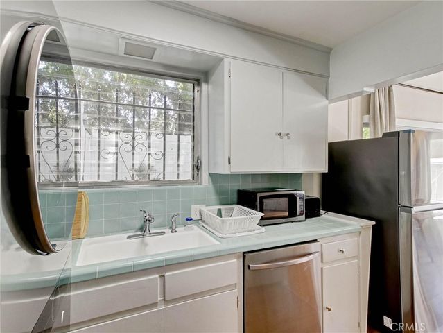 4268 Troost Avenue, Studio City, CA 91604