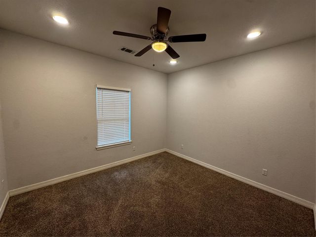 8205 Oak Knoll Lane B, Houston, TX 77028
