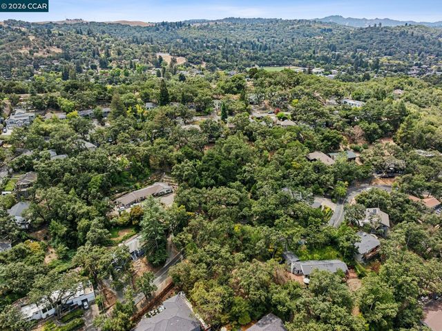 Ridge Road, Lafayette, CA 94549