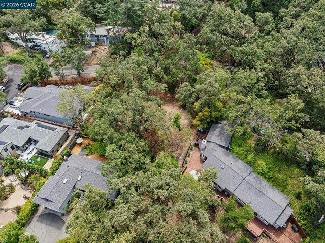 Ridge Road, Lafayette, CA 94549