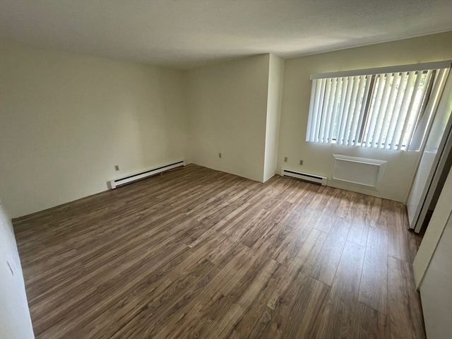 491 W Central Street B11, Franklin, MA 02038