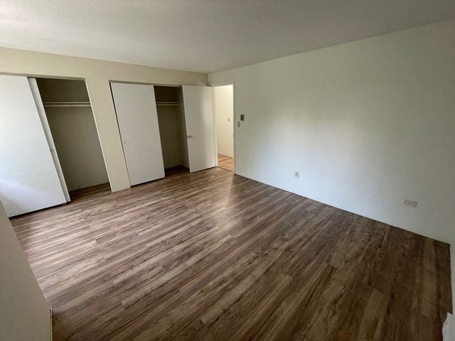 491 W Central Street B11, Franklin, MA 02038
