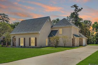 30545 Cypress Glen Dr, Denham Springs, LA 70726