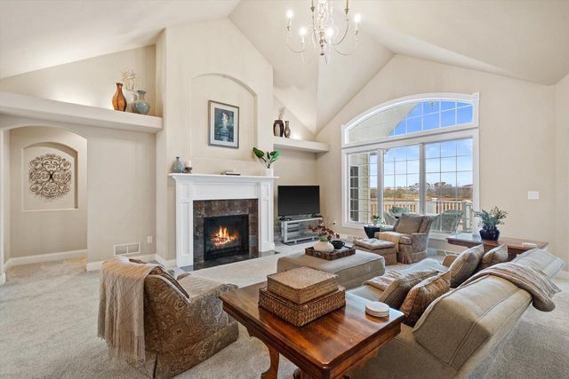 N49W18370 Green Meadow COURT, Menomonee Falls, WI 53051