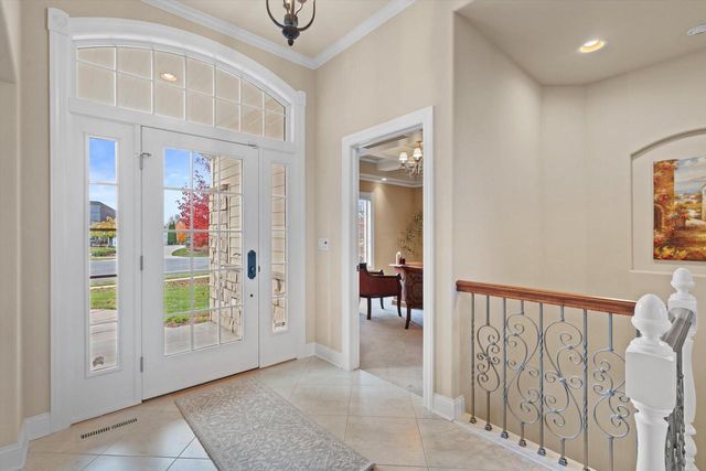 N49W18370 Green Meadow COURT, Menomonee Falls, WI 53051