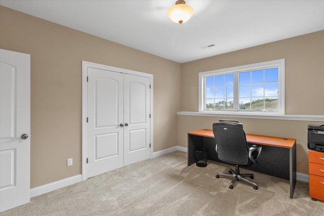 N49W18370 Green Meadow COURT, Menomonee Falls, WI 53051