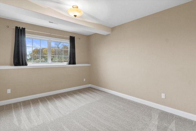 N49W18370 Green Meadow COURT, Menomonee Falls, WI 53051