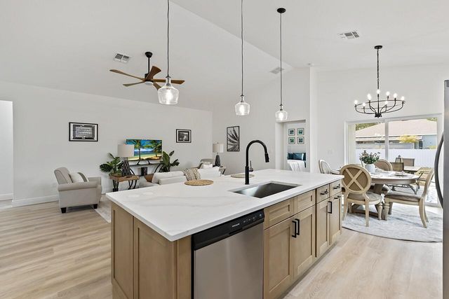 8635 98th Court, Vero Beach, FL 32967