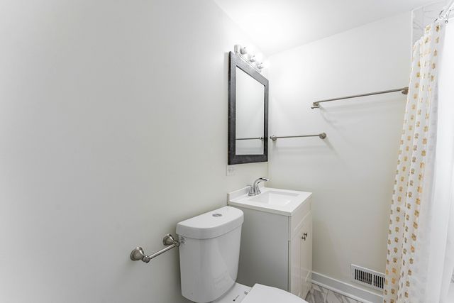 2817 Maple Avenue, Berwyn, IL 60402