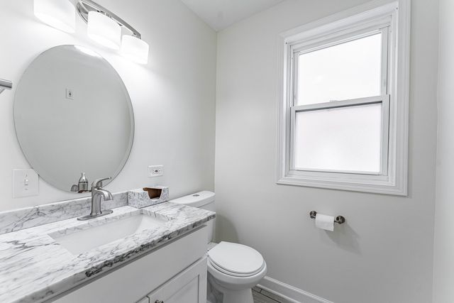 2817 Maple Avenue, Berwyn, IL 60402