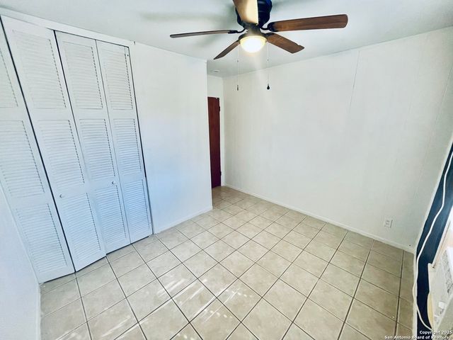 4915 Benham, San Antonio, TX 78220