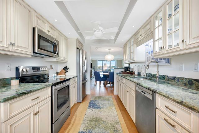 1542 Jupiter Cove Drive 307, Jupiter, FL 33469