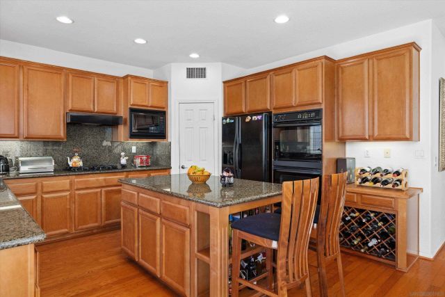 3971 Via Cangrejo, San Diego, CA 92130