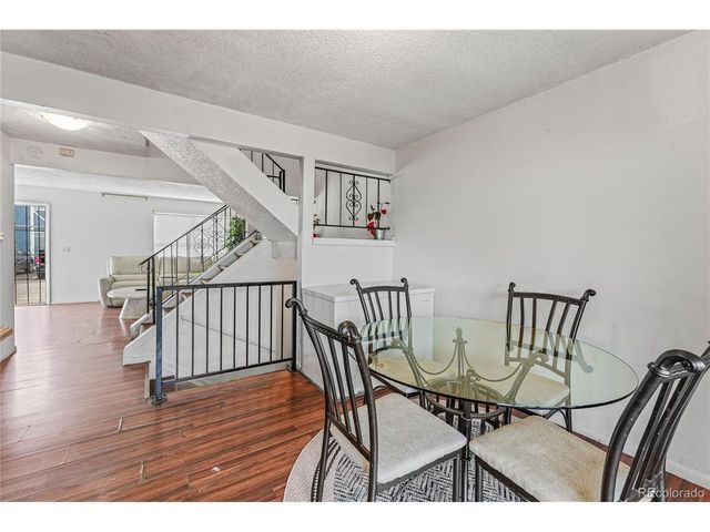 1447 Norfolk St, Aurora, CO 80011