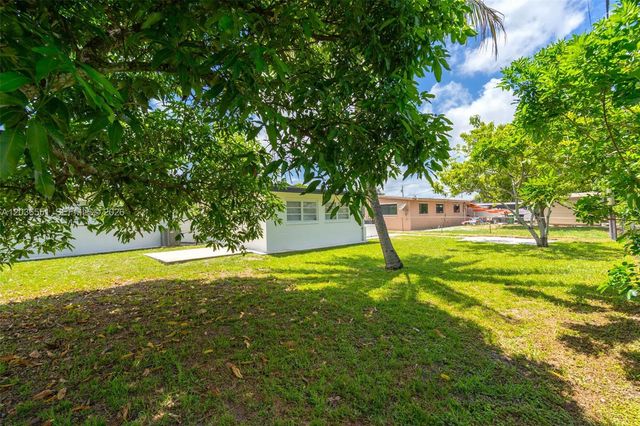 19425 NW 39th Avenue, Miami Gardens, FL 33055