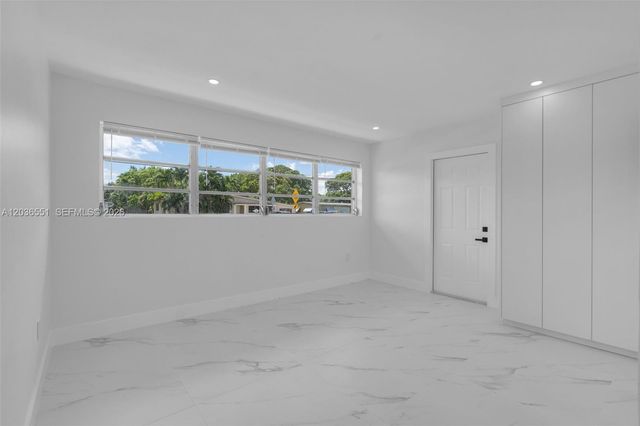 19425 NW 39th Avenue, Miami Gardens, FL 33055