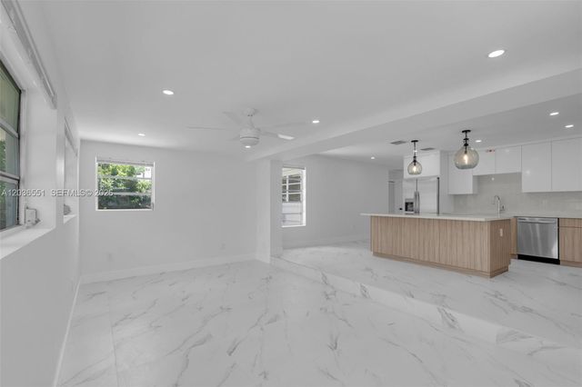19425 NW 39th Avenue, Miami Gardens, FL 33055