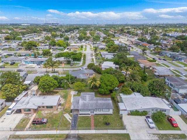 19425 NW 39th Avenue, Miami Gardens, FL 33055