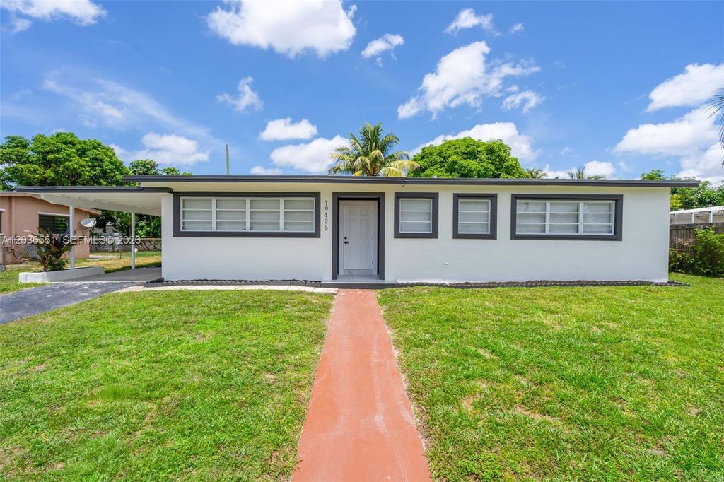 19425 NW 39th Avenue, Miami Gardens, FL 33055