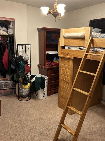 964 HICKORY LANE, Neenah, WI 54956