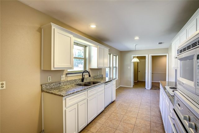 102 Teakwood Drive, Rockwall, TX 75087