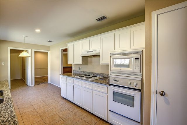 102 Teakwood Drive, Rockwall, TX 75087