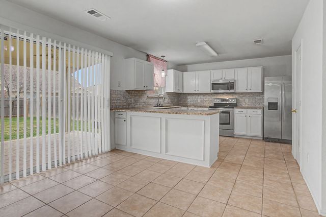 5016 Meridian Lane, Fort Worth, TX 76244