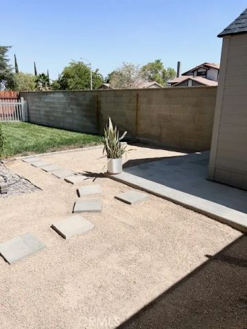 4444 E Avenue R 16, Palmdale, CA 93552