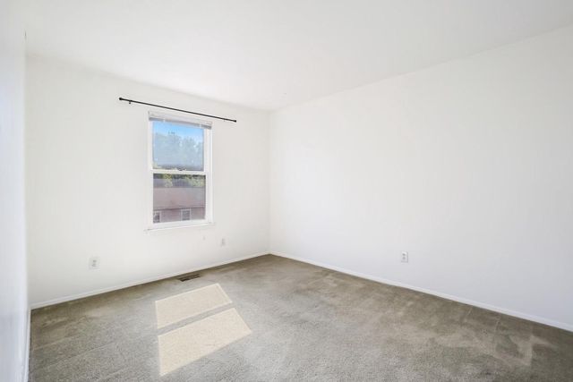 35 BELLFALLS WAY, Nottingham, MD 21236