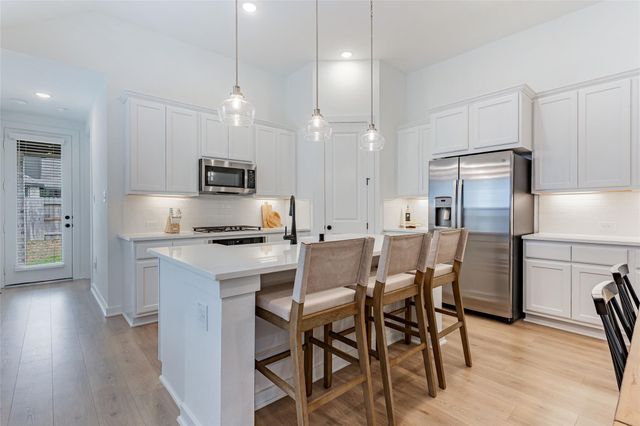 712 Washita Falls Lane, Conroe, TX 77304