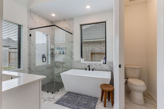 712 Washita Falls Lane, Conroe, TX 77304